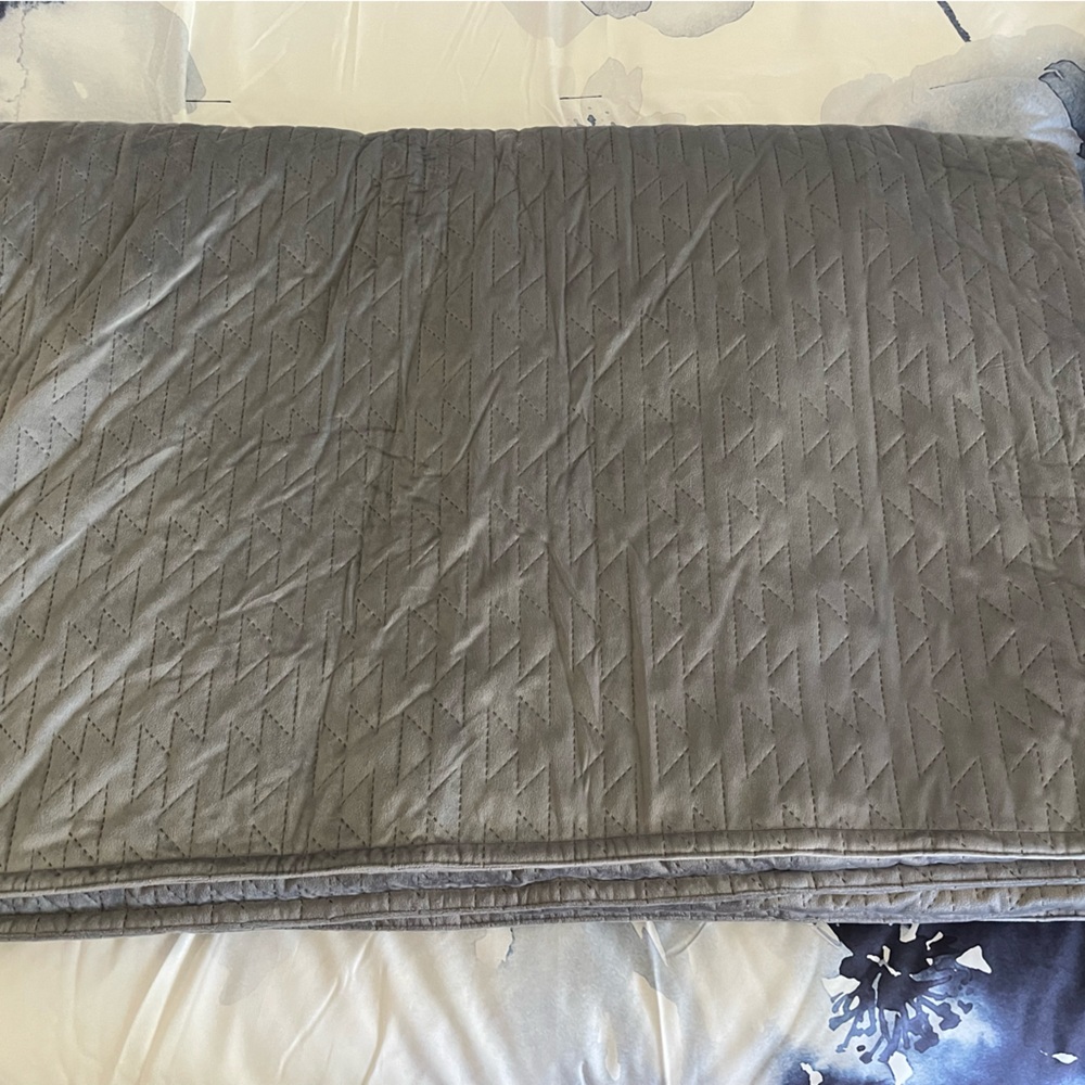 NEW Pendleton weighted blanket 48” x 72” 15lbs grey